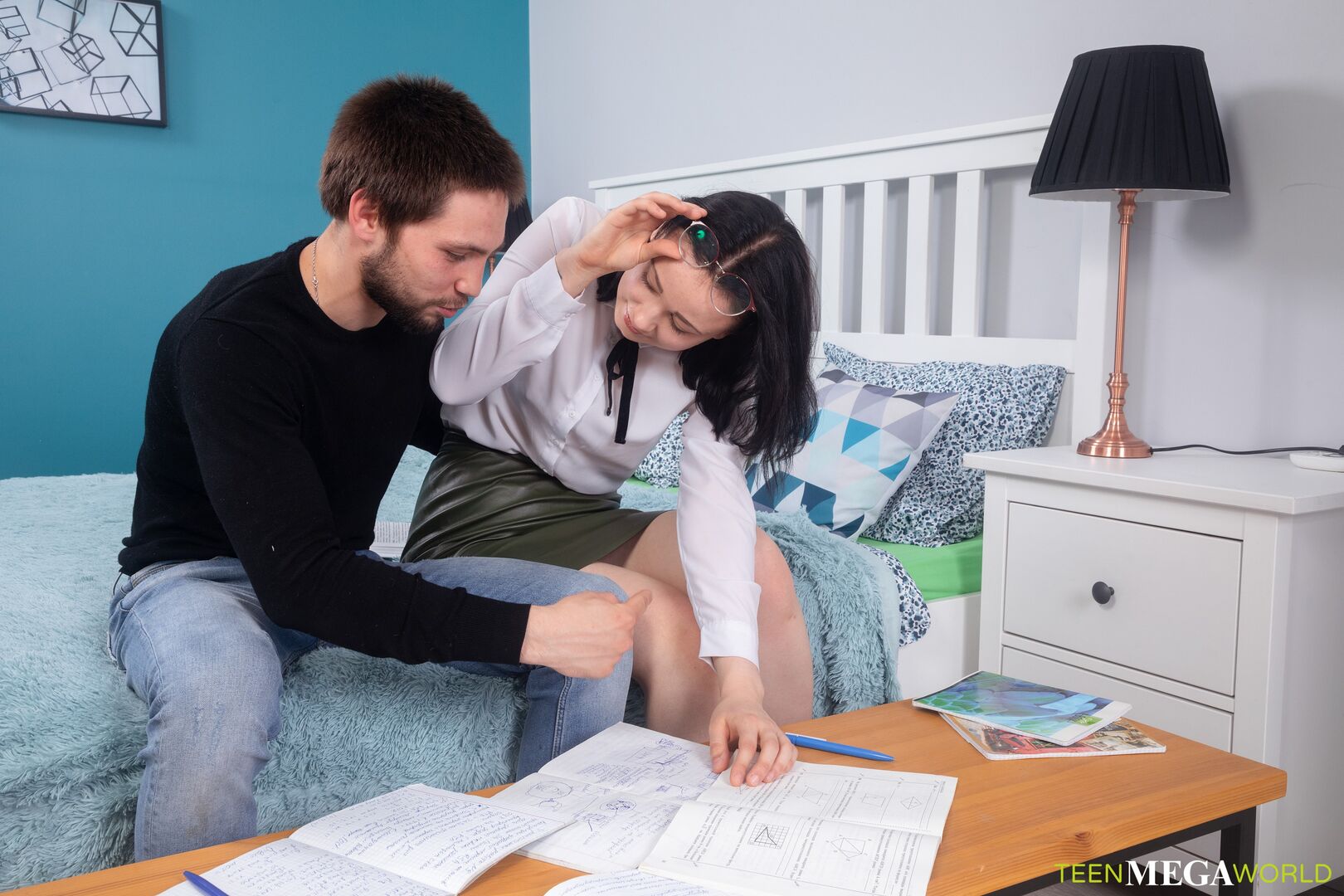 Friends cum on their assignments