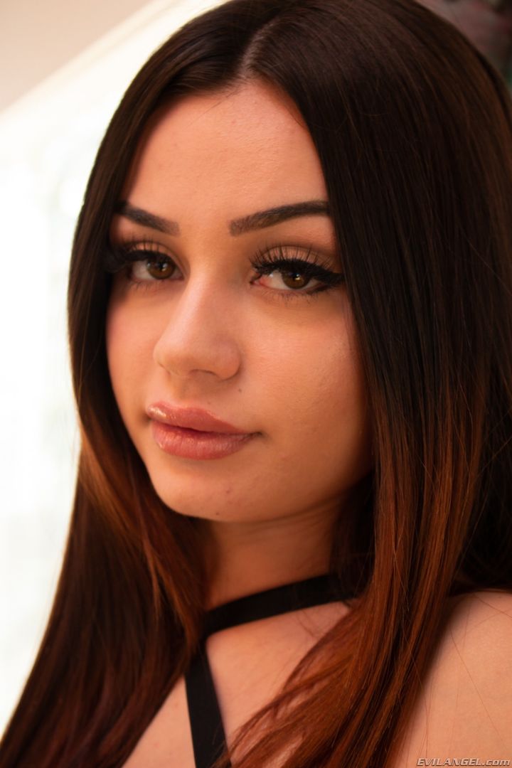 Cute Martina Smeraldi: Wreck My Holes