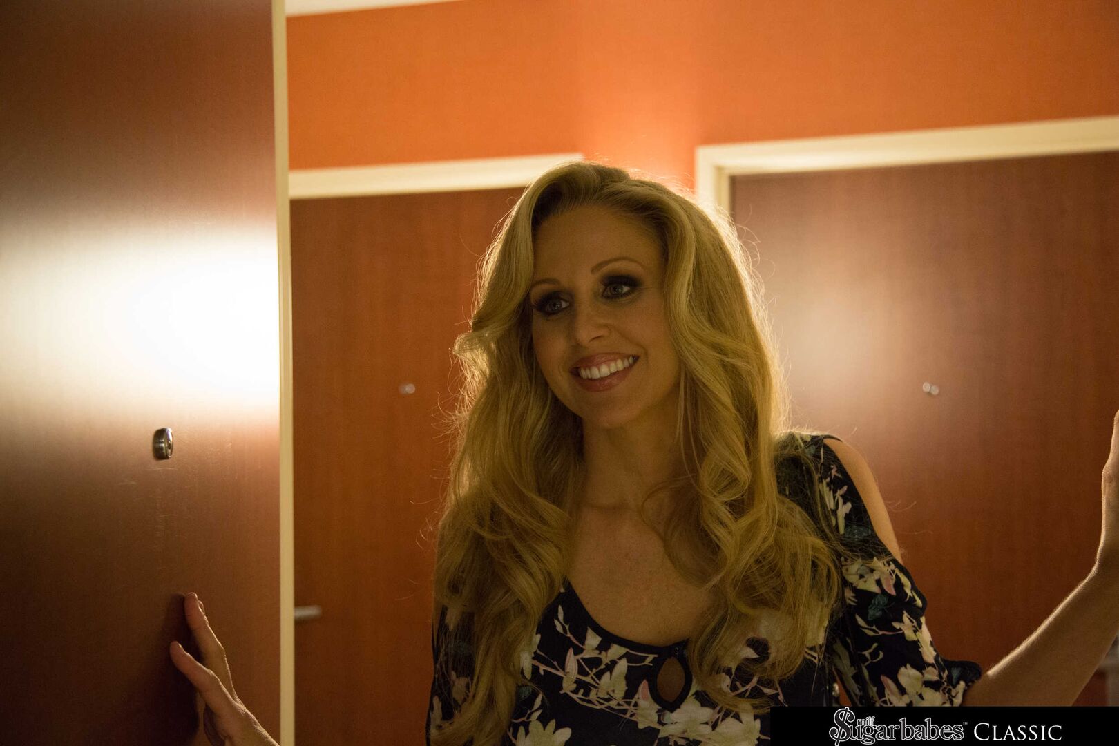 Julia Ann strips and fucks her sugar daddy before dinner