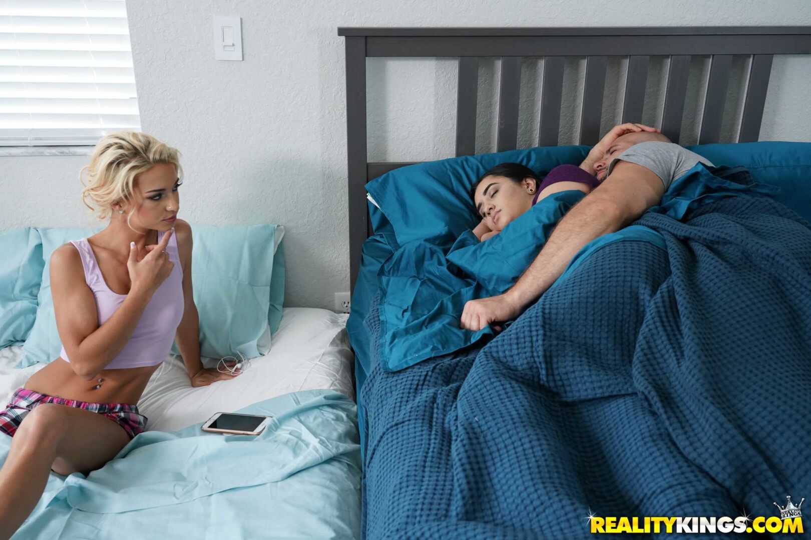 Sleepover Cheat