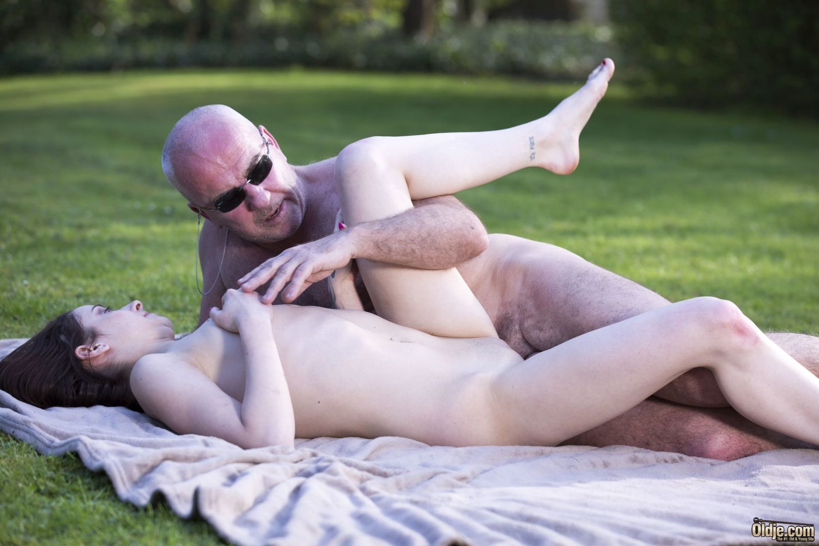 Sunny Sunday Sex