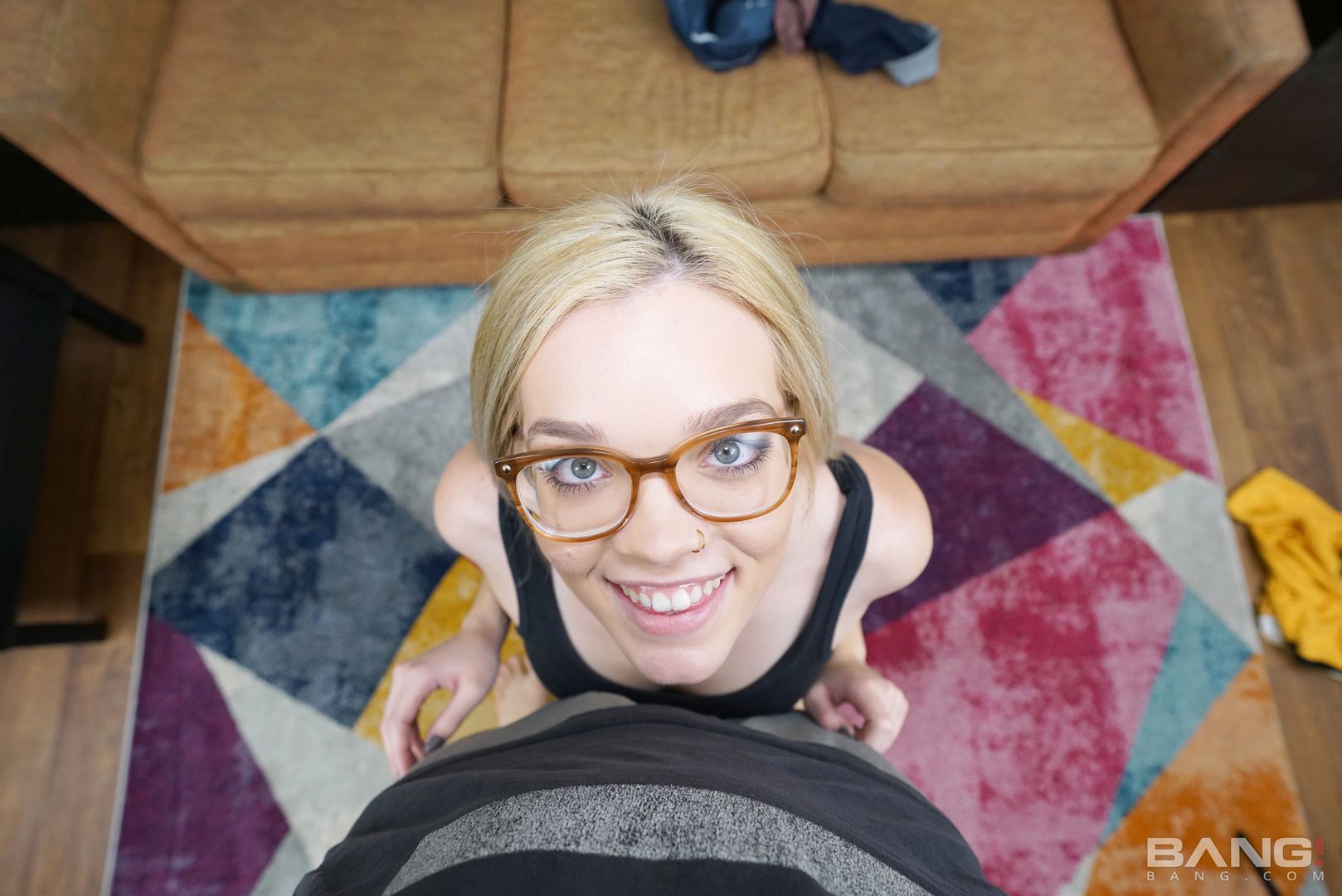 Katie Kush Wears Her Glasses While Get Gets Fucked Raw