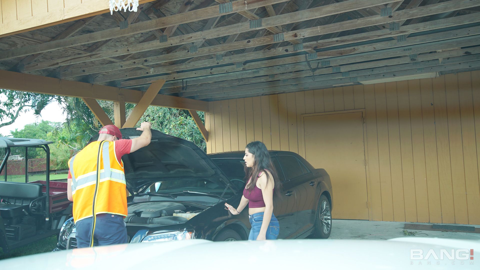 Gabriela Lopez Gets A Free Repair After Fucking The Mechanic