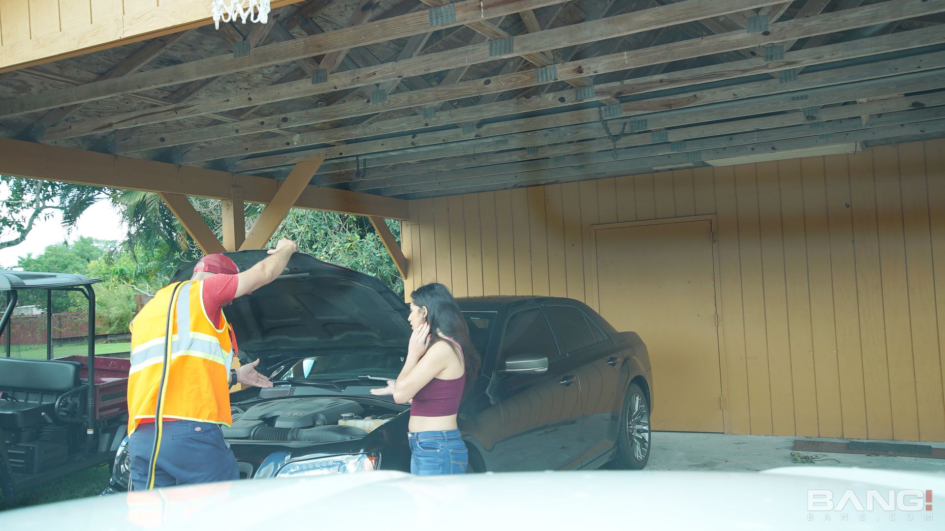 Gabriela Lopez Gets A Free Repair After Fucking The Mechanic