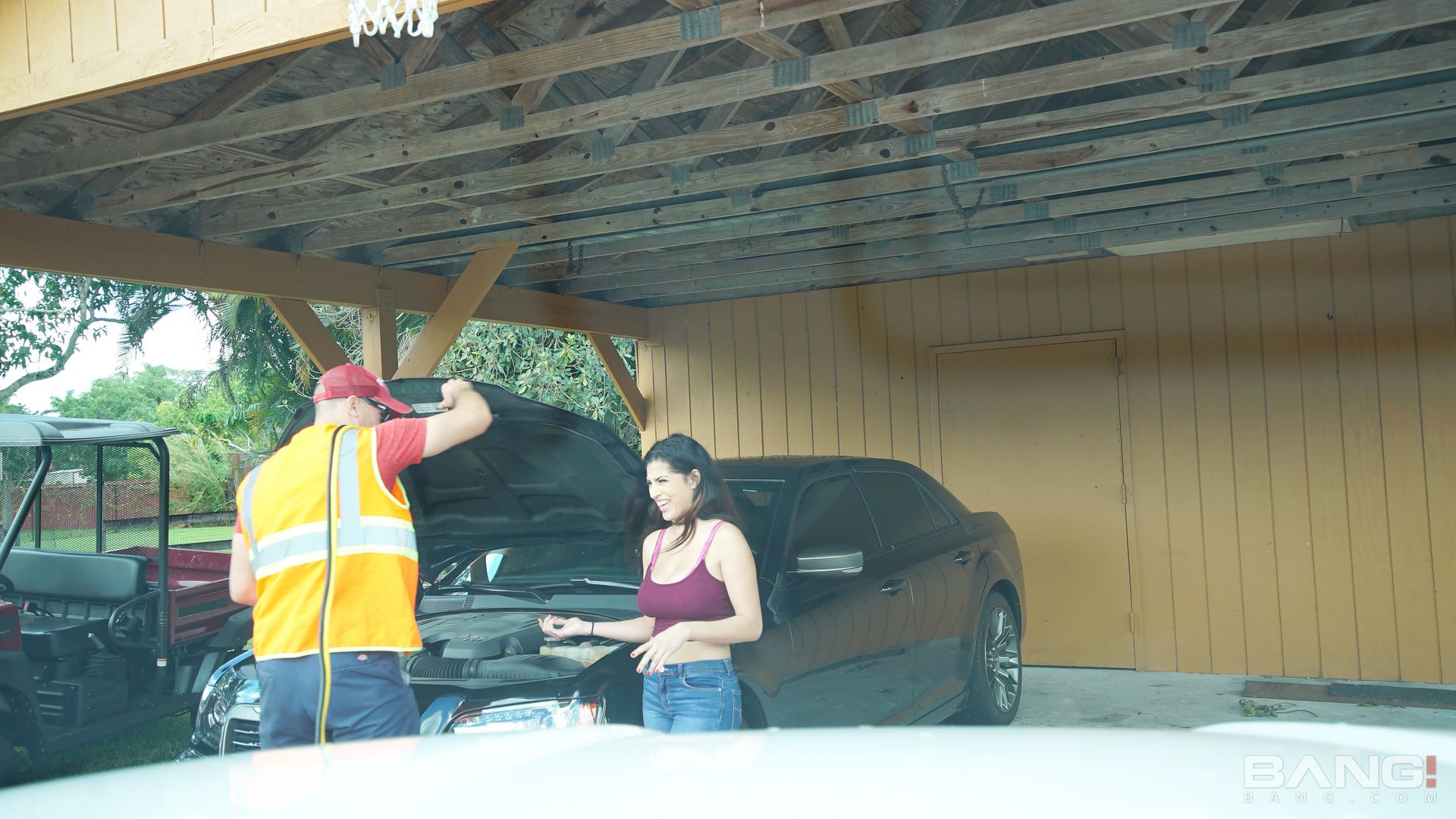 Gabriela Lopez Gets A Free Repair After Fucking The Mechanic