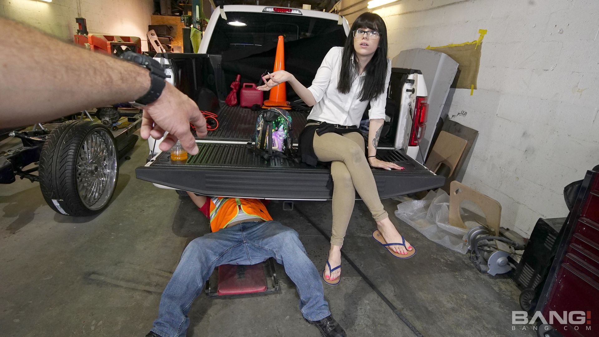 Isabel Moon Gets A Lesson In Getting Used By Cock