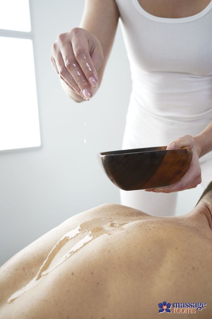 Surprise fuck with sexy masseuse