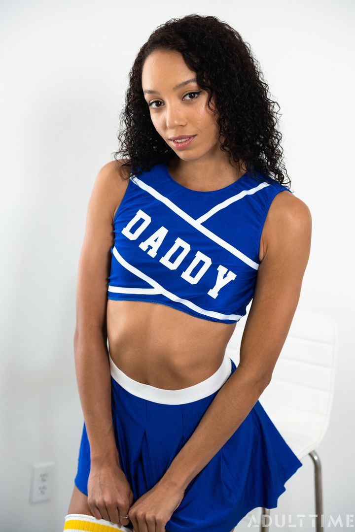 Cheerleader's After-Game Anal