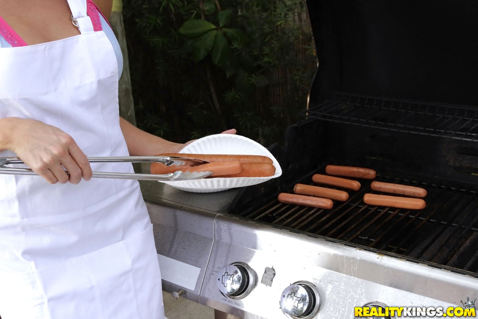 Milf On The Grill