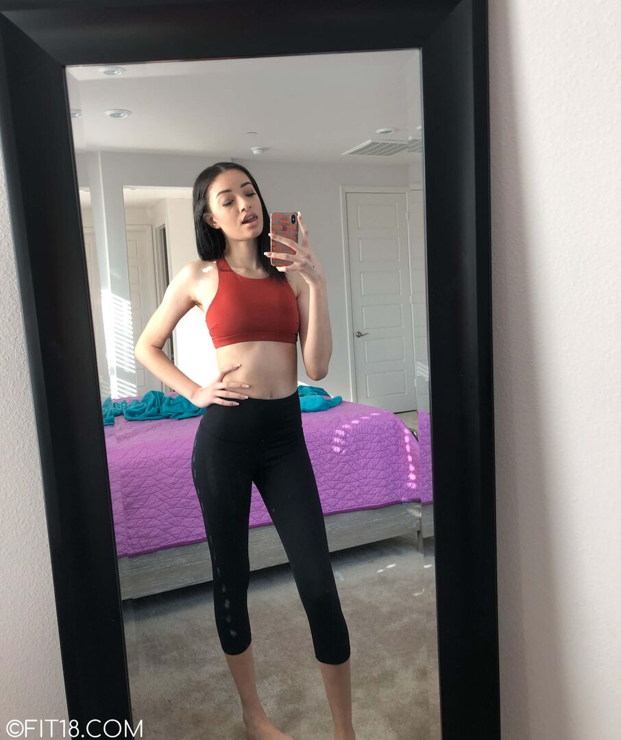 Scarlett Bloom Initial Casting