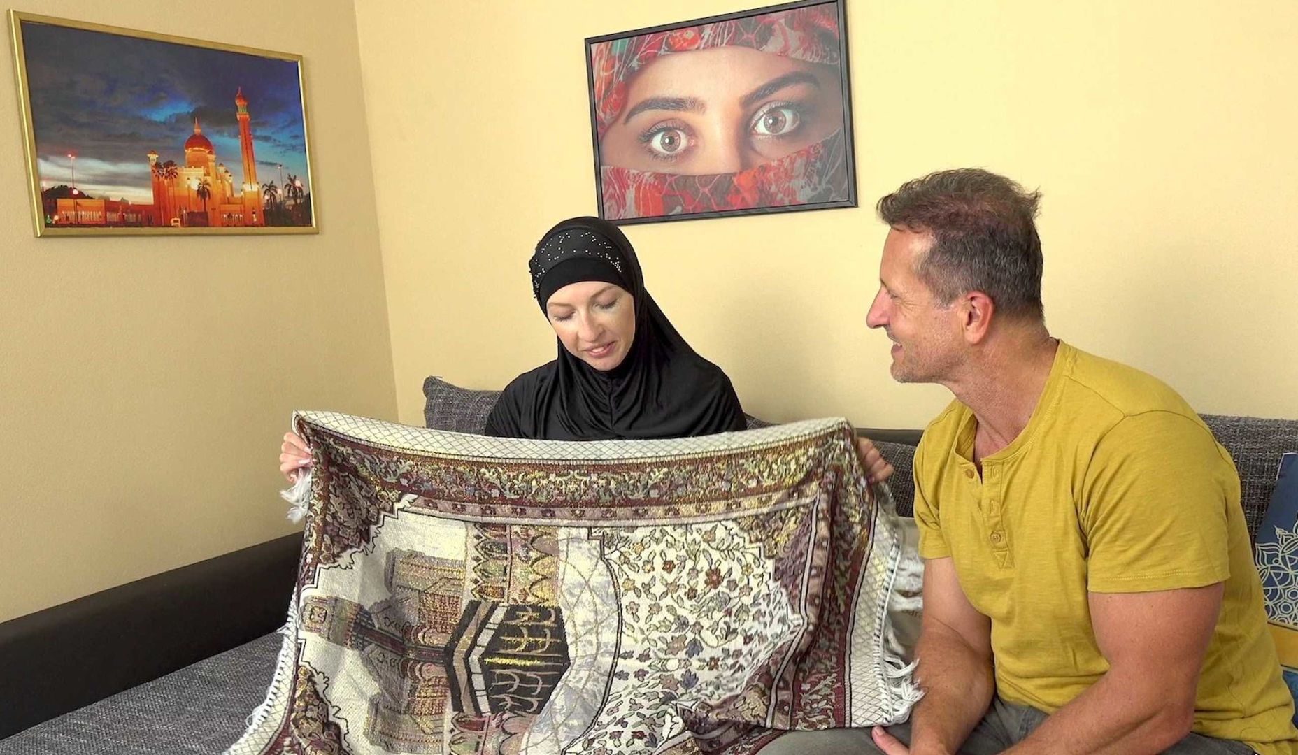 Muslim thanks her husband with amazing fuck