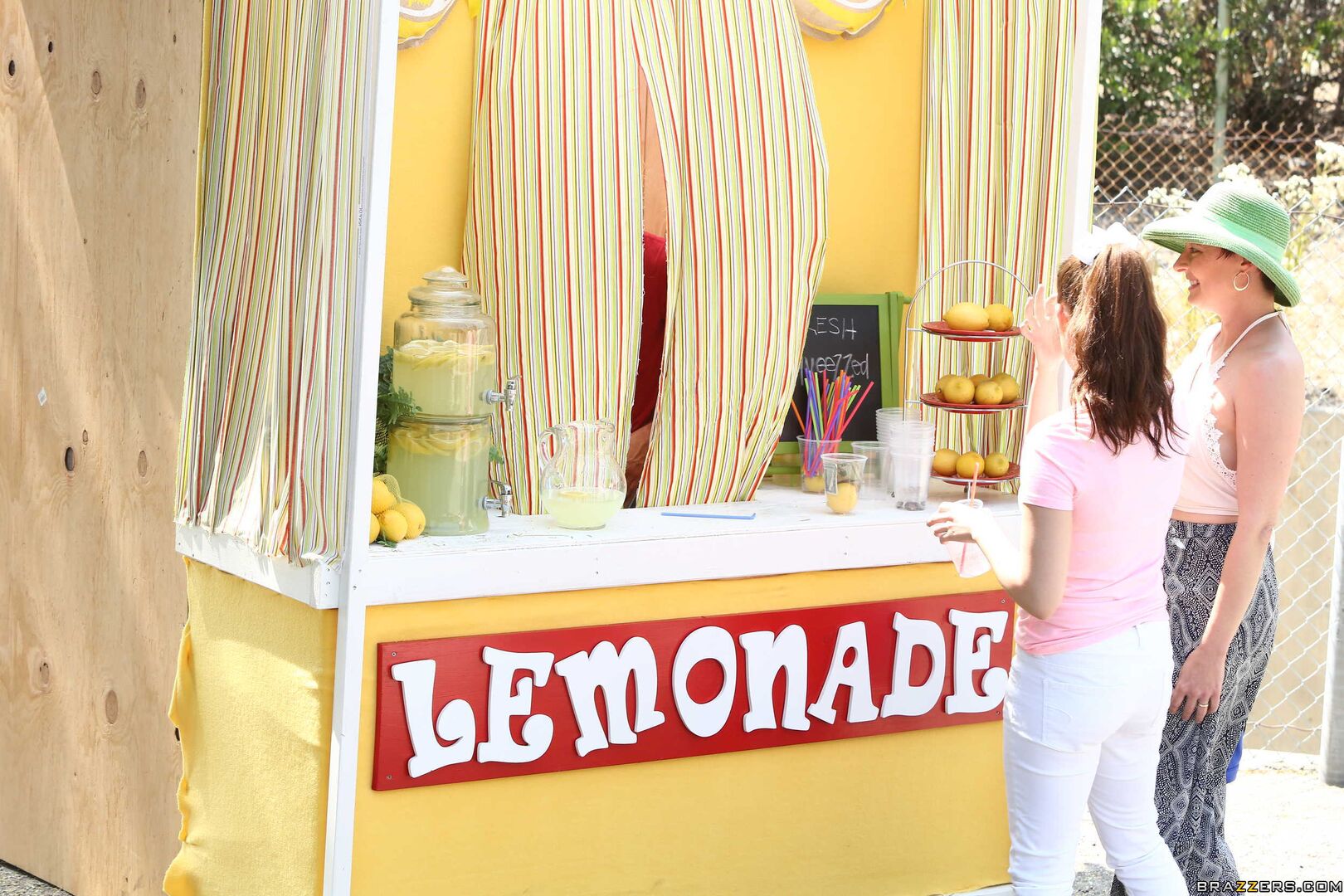 ZZ Lemonade: Charlotte Cross