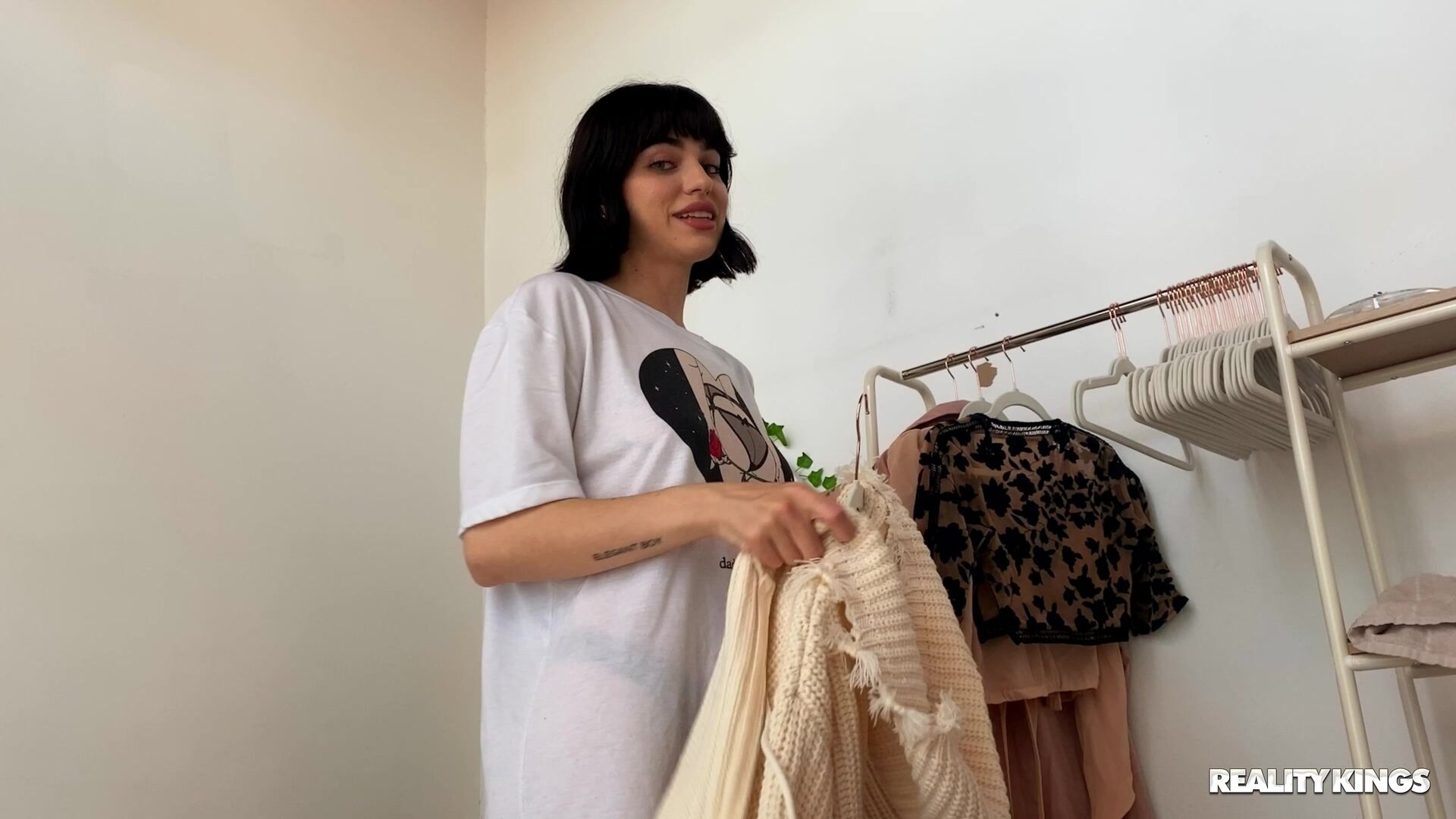 RK At Home: Feeling Out Freja