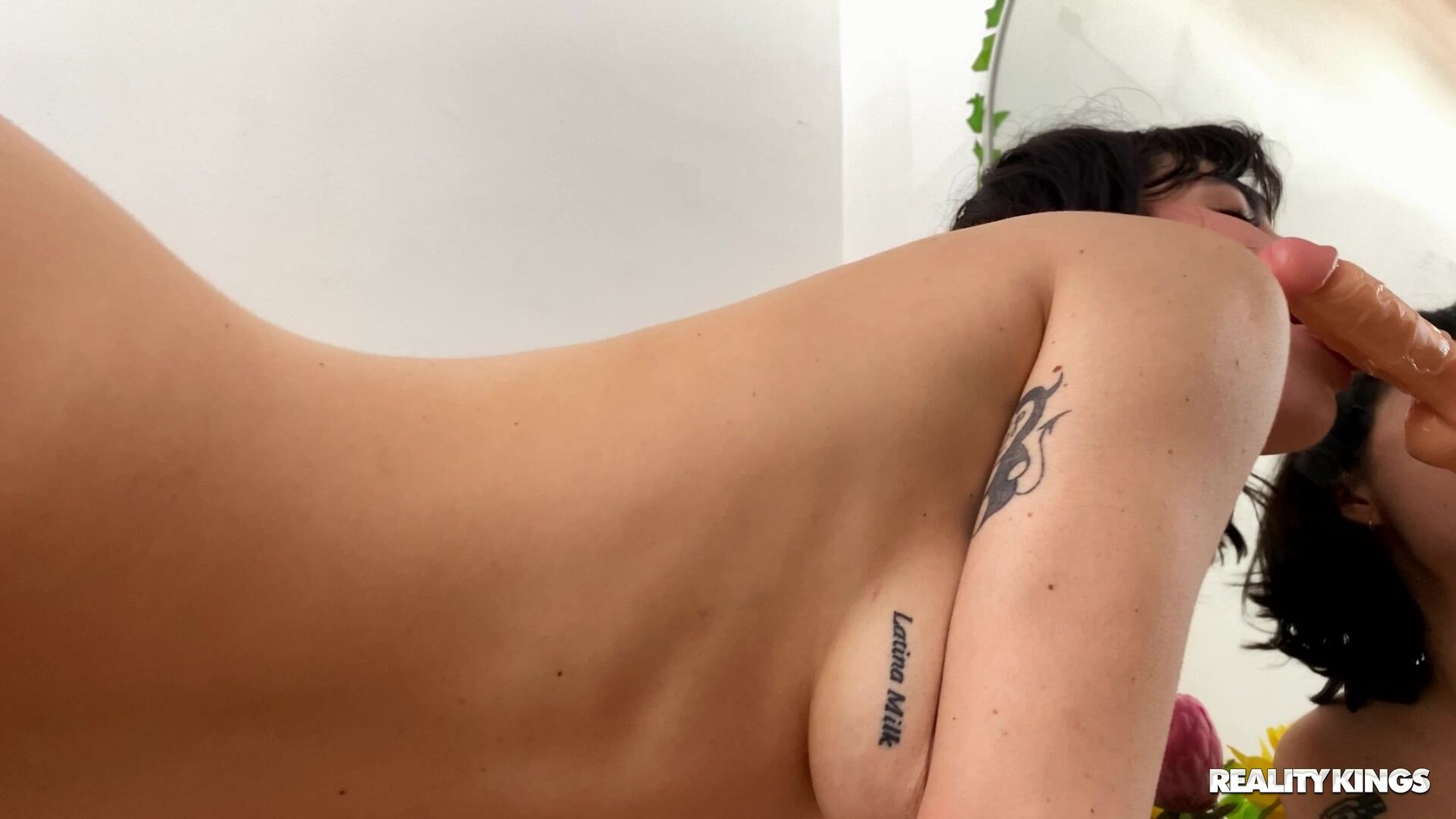RK At Home: Feeling Out Freja