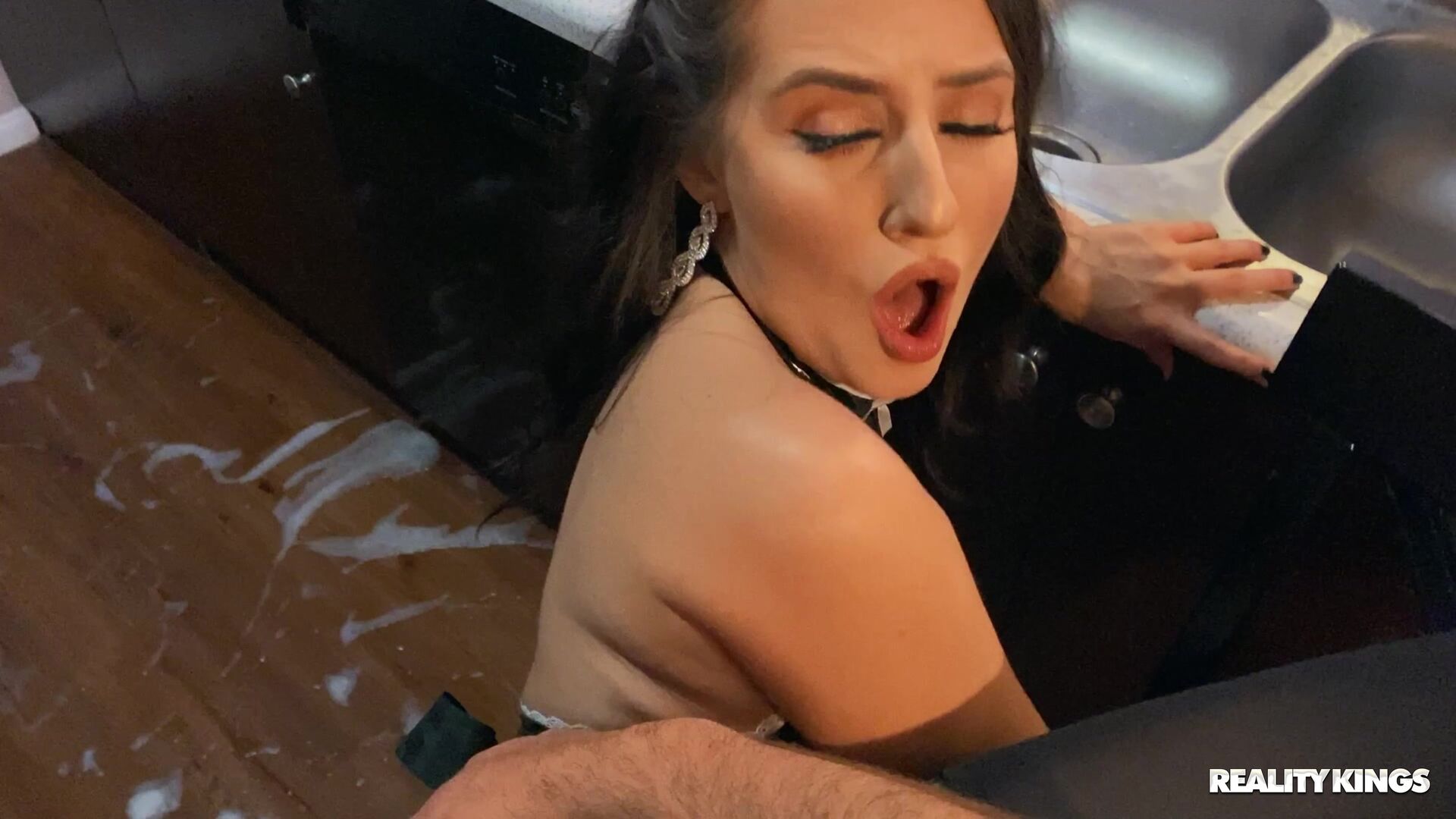 PAWG Maid Loses Bet