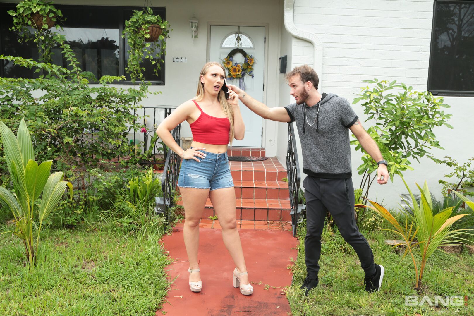 Aj Applegate Gets Tricked Into Fucking A Guy Who Saved Her Stolen Phone