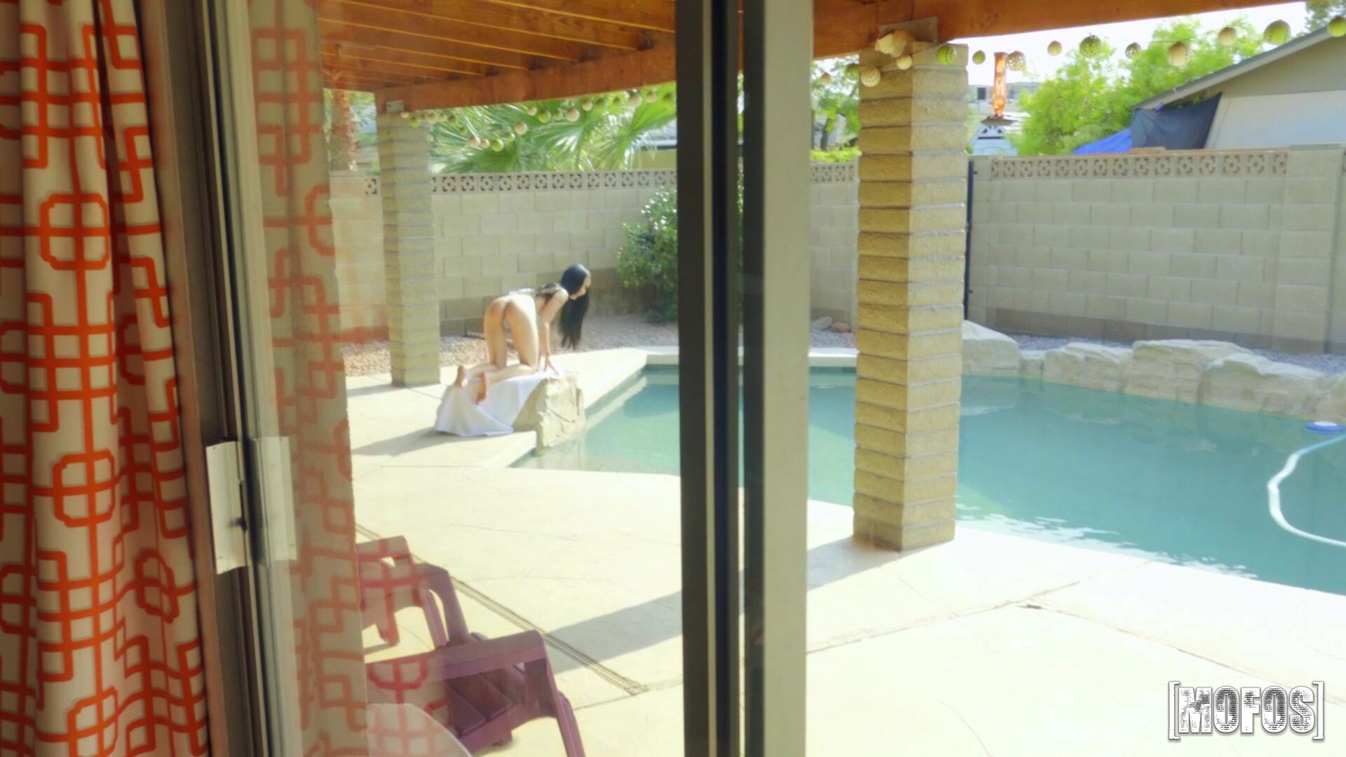 Meeting The Slutty Neighbor