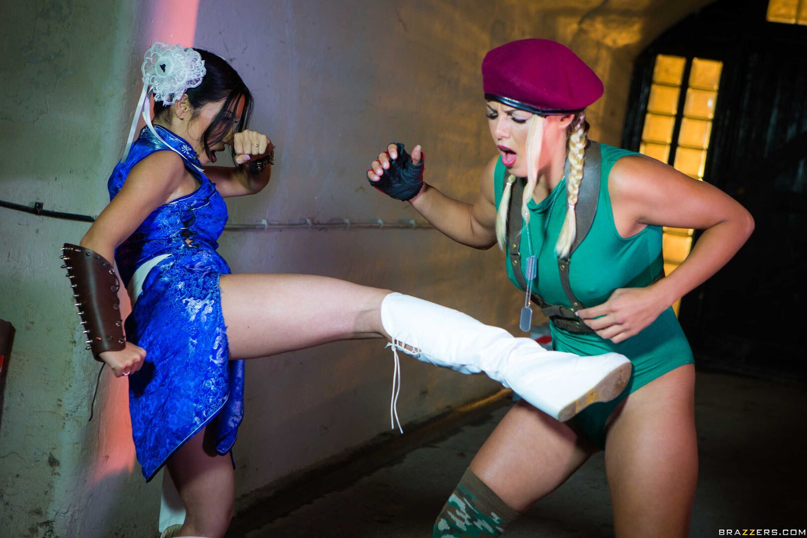 Sex Fighter: Chun Li vs. Cammy (XXX Parody)