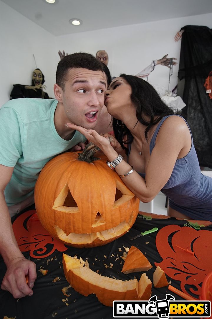 Swalloween Treat