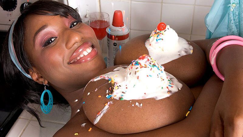 Sundae Kind of Girl
