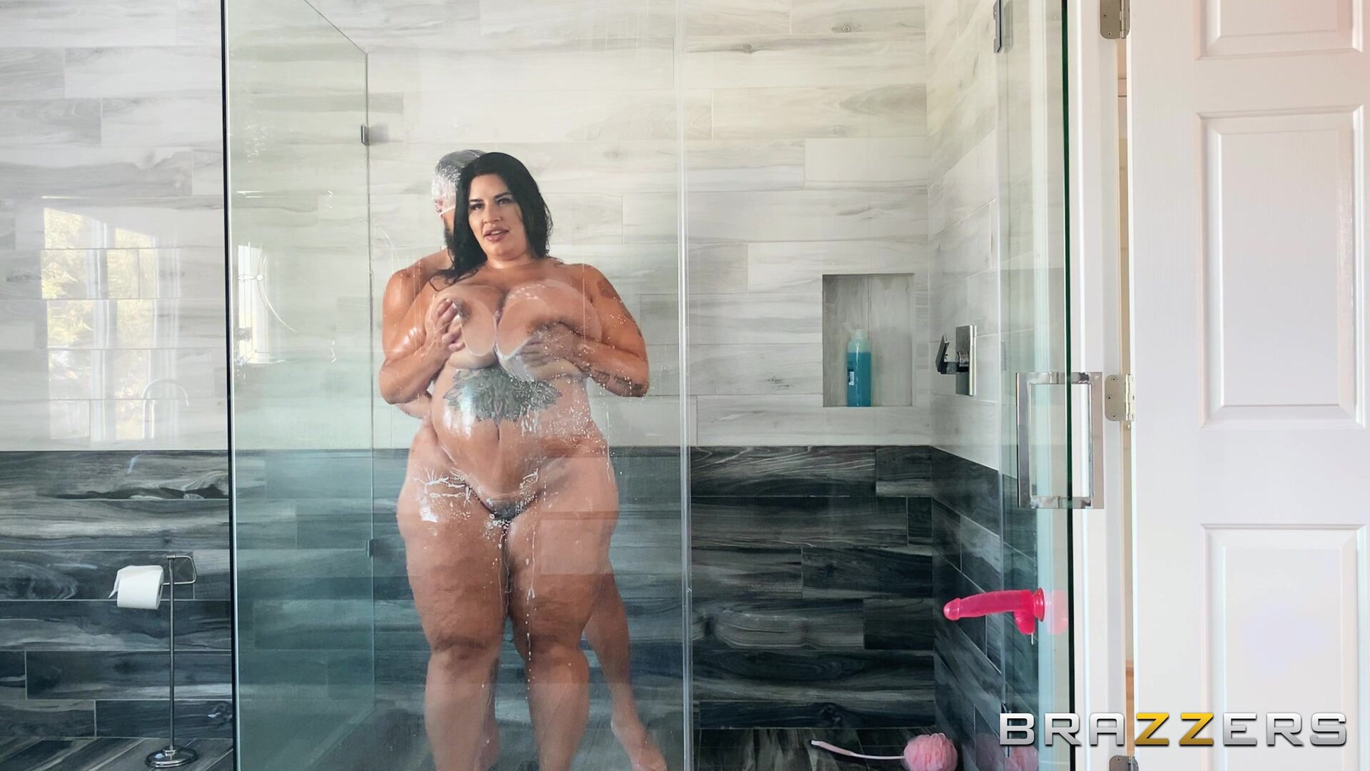 Dildo Showers Bring Big Cocks