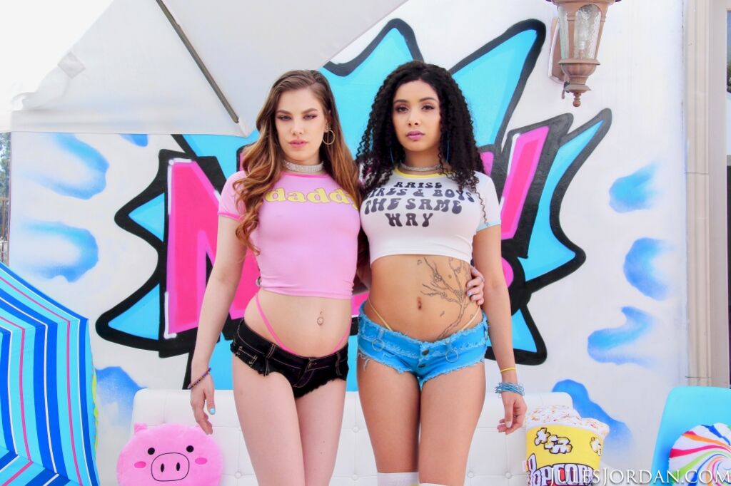 Aaliyah Hadid & Bobbi Dylan Share An Anal Creampie From The Anal Maniac Mike Adriano!