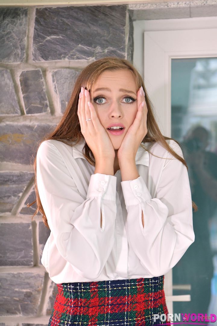 Teen Treats Herself to Double Dose of Orgasmic Fun With BBC GP1592