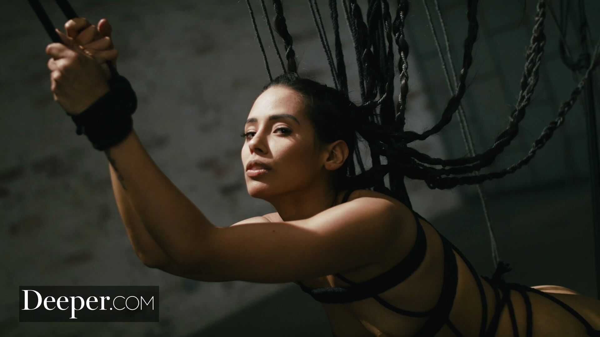 Andreina Deluxe Stepping into the Unknown