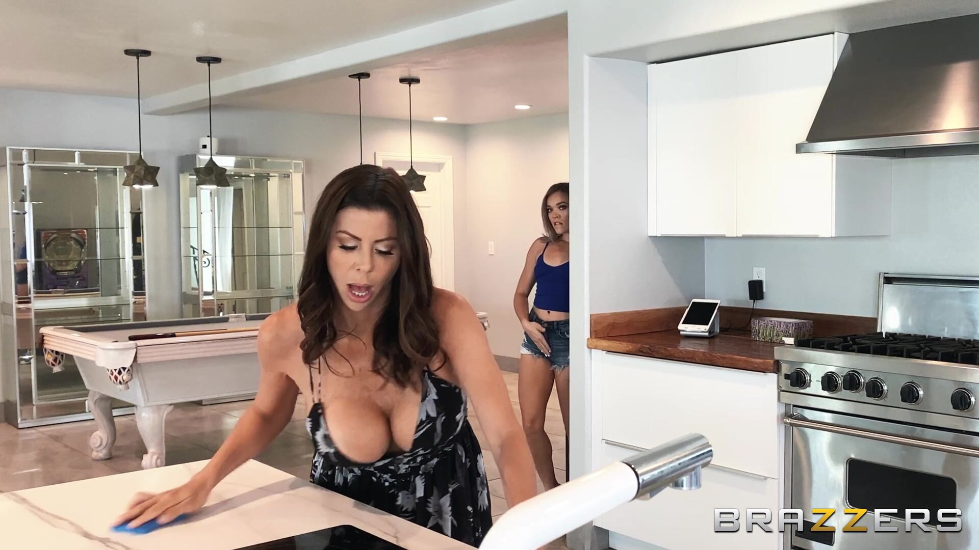 Milf's A Panty Perv