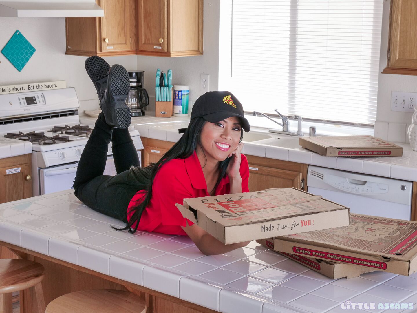 Delivery Girl