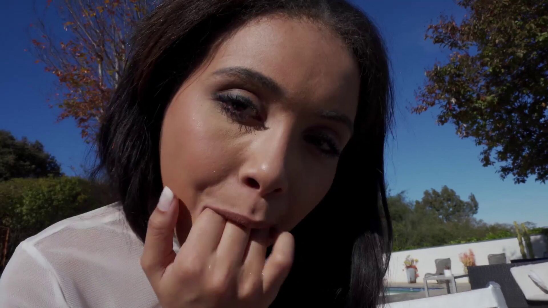 JOI: Aaliyah Hadid
