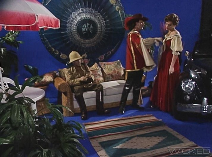 Silver Screen Confidential Scene 5