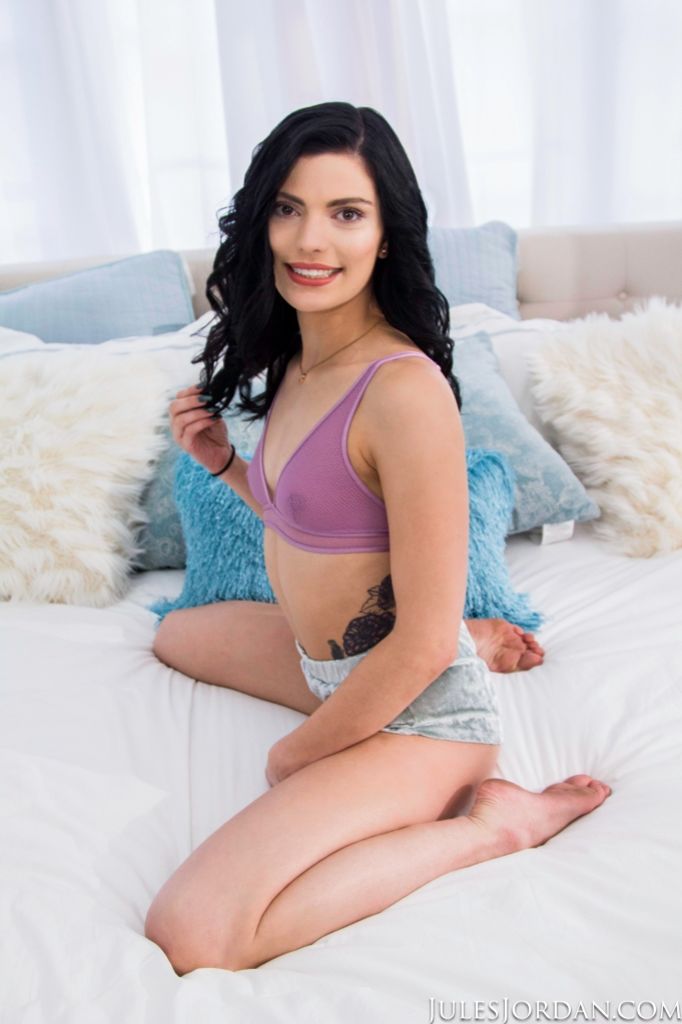 Shyla Jennings, Sadie Blake Caught Cheating