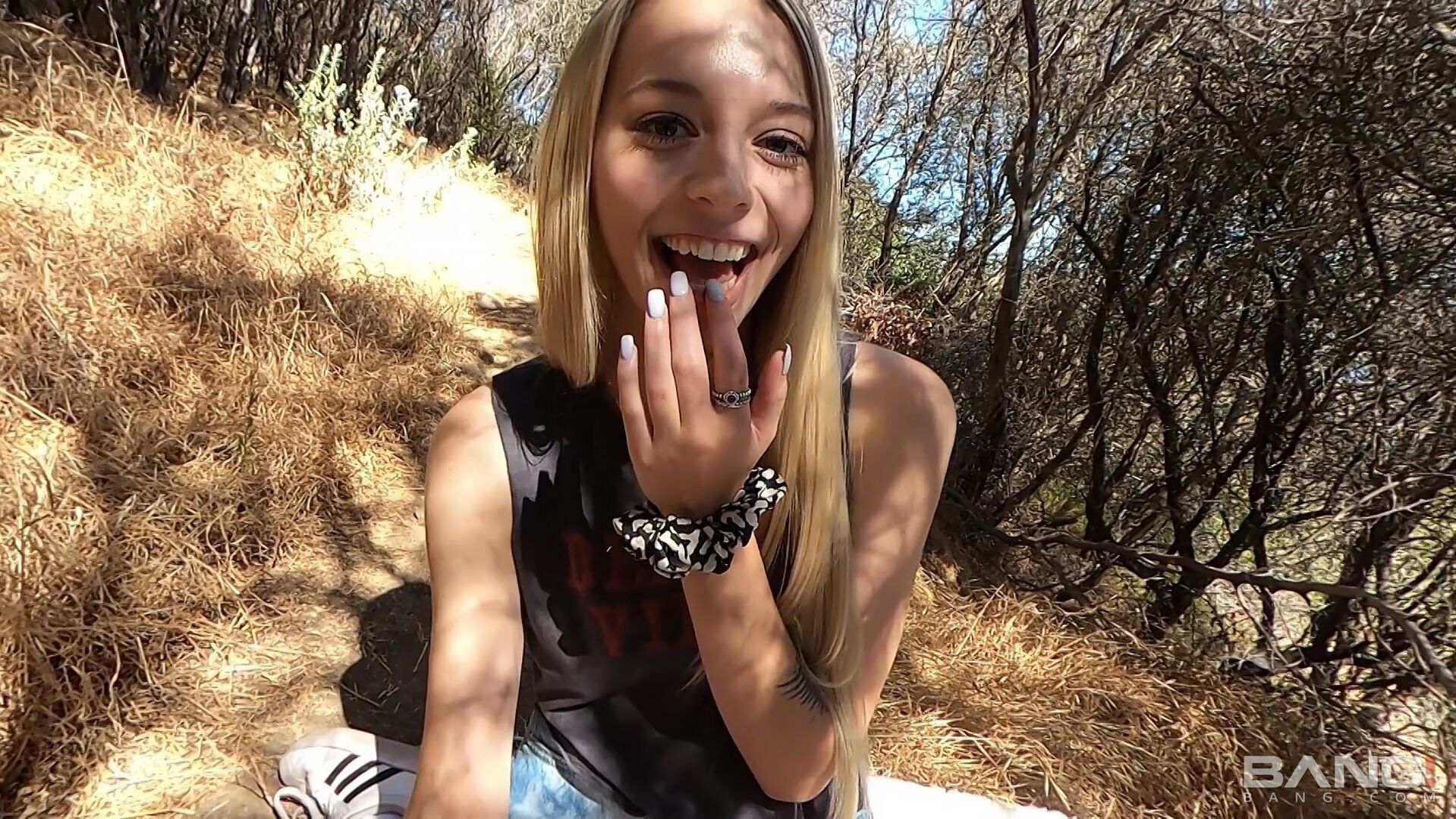 Lily Larimar Is A Fuckable Blondie That Loves To Explore