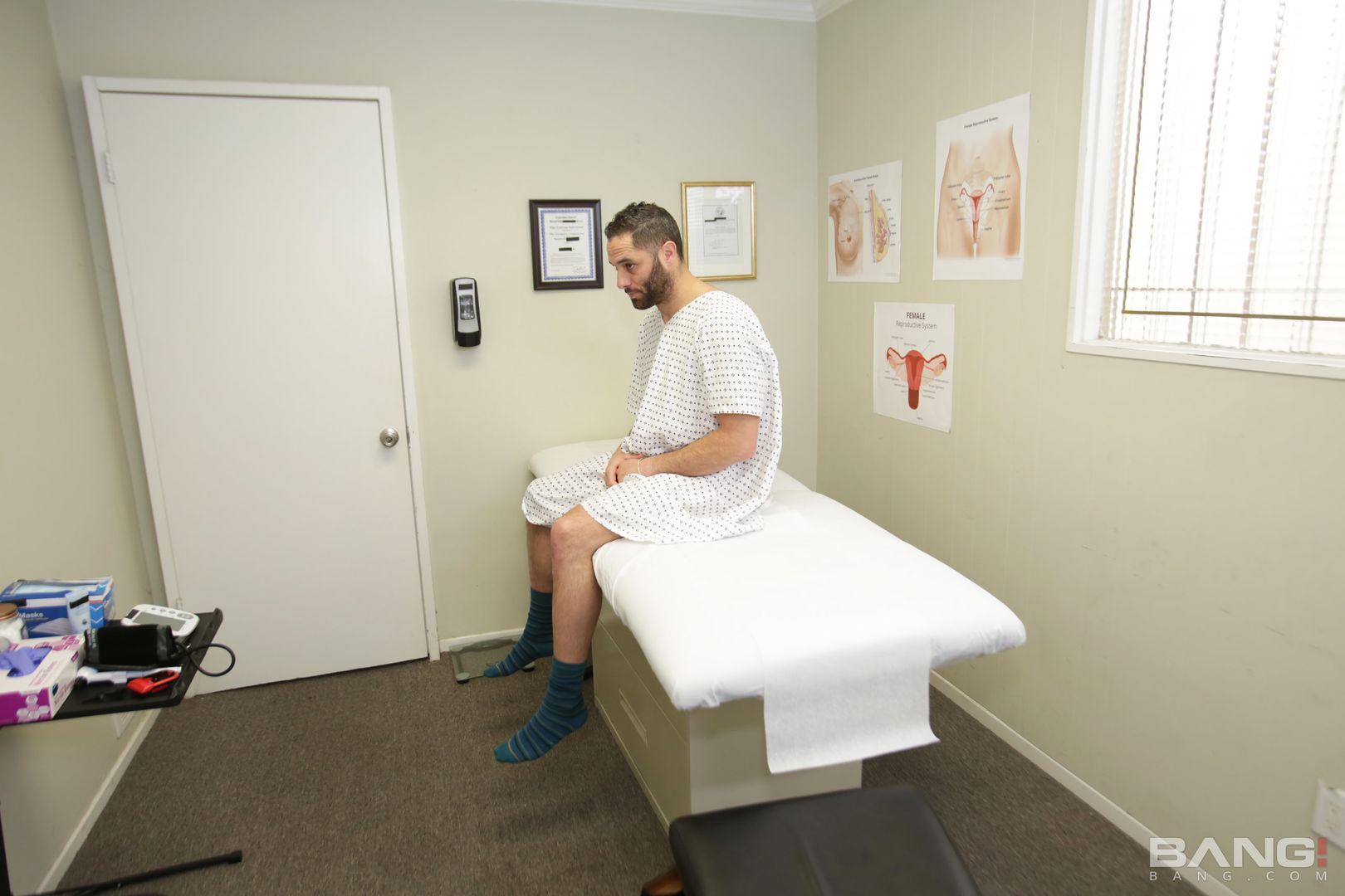 Angela White Is A Hot Doctor That Cures Her Patient's Erectile Dysfunction
