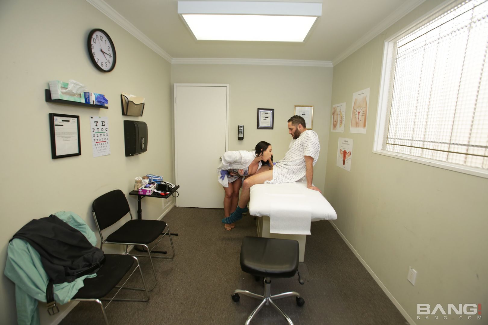 Angela White Is A Hot Doctor That Cures Her Patient's Erectile Dysfunction