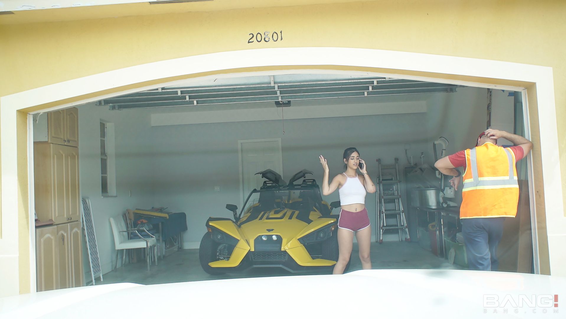 Penelope Fucks The Mechanic For Some Side Cash