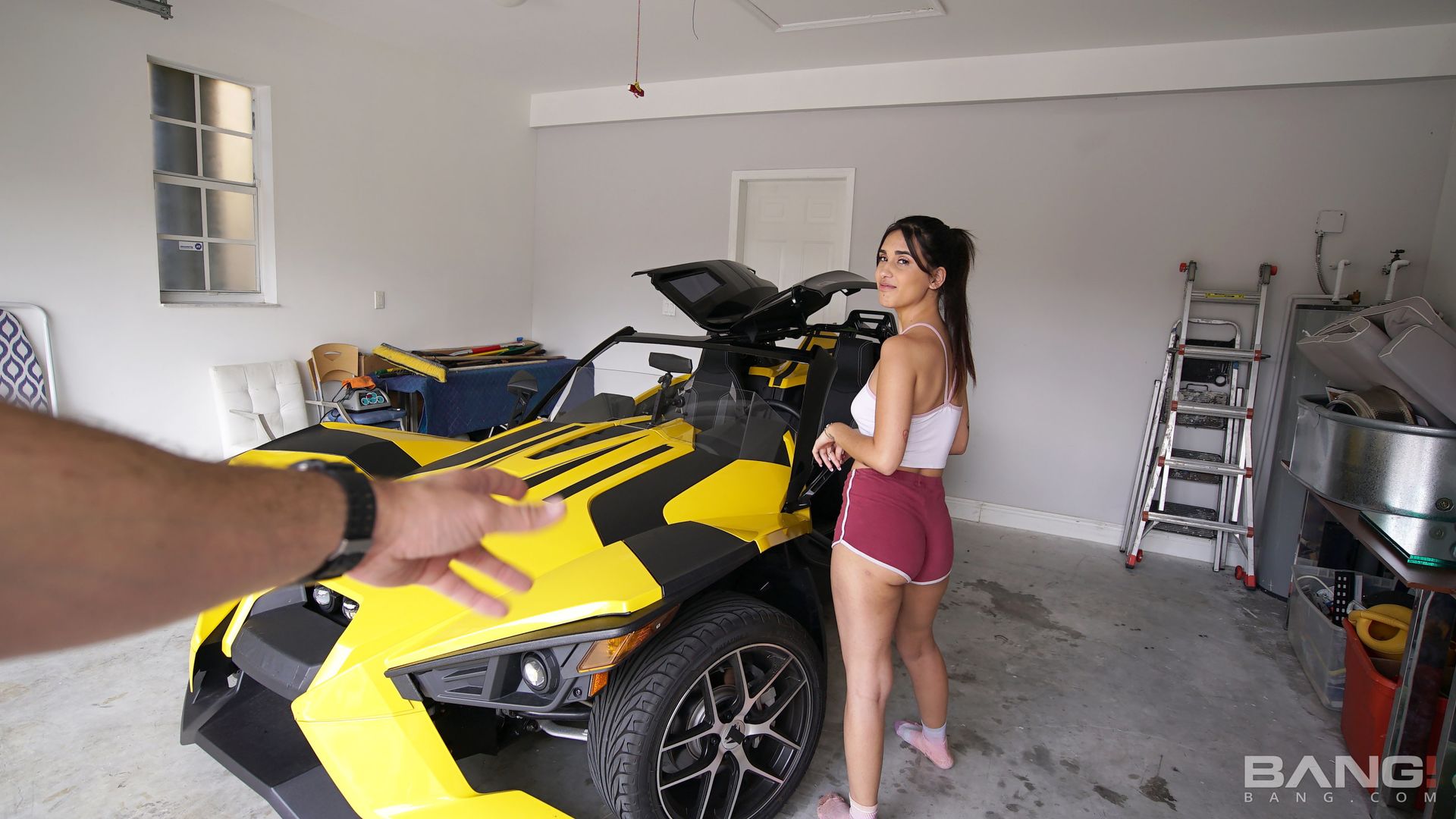 Penelope Fucks The Mechanic For Some Side Cash