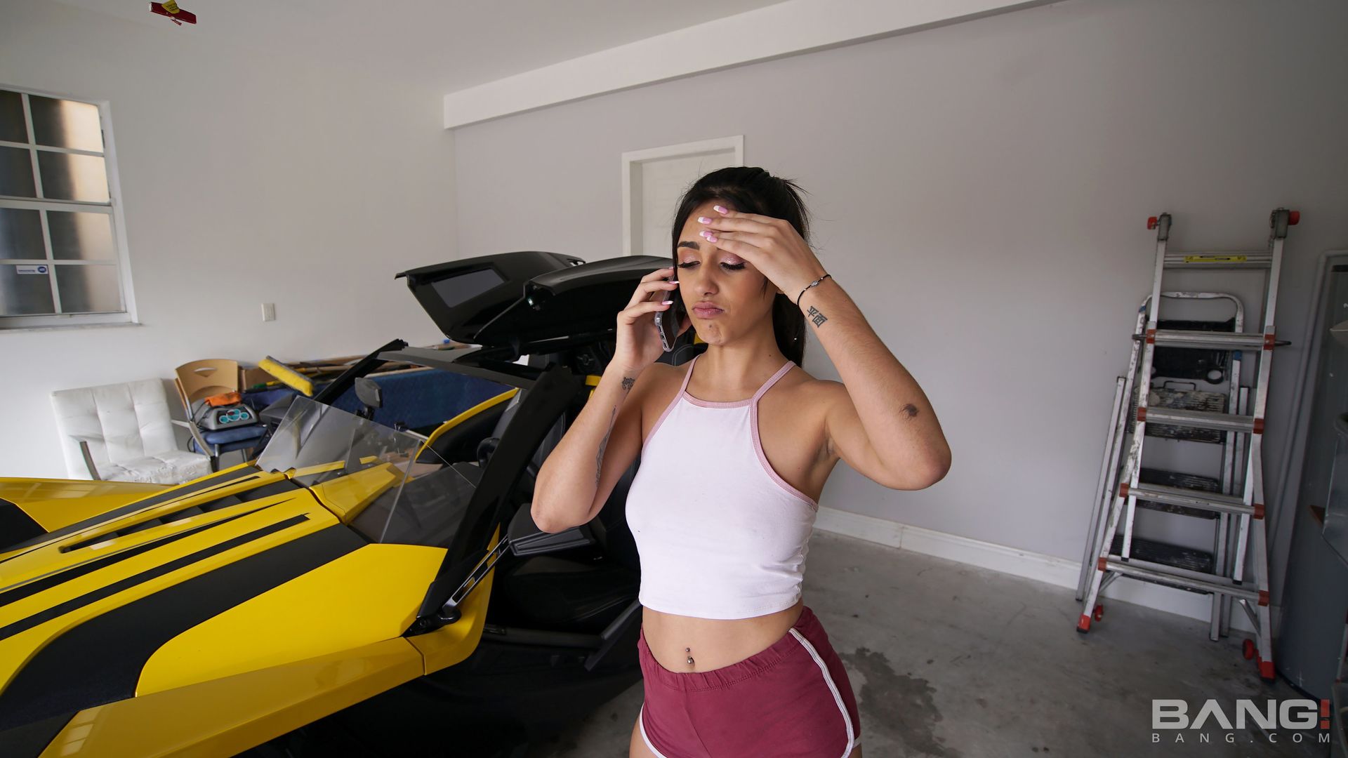 Penelope Fucks The Mechanic For Some Side Cash