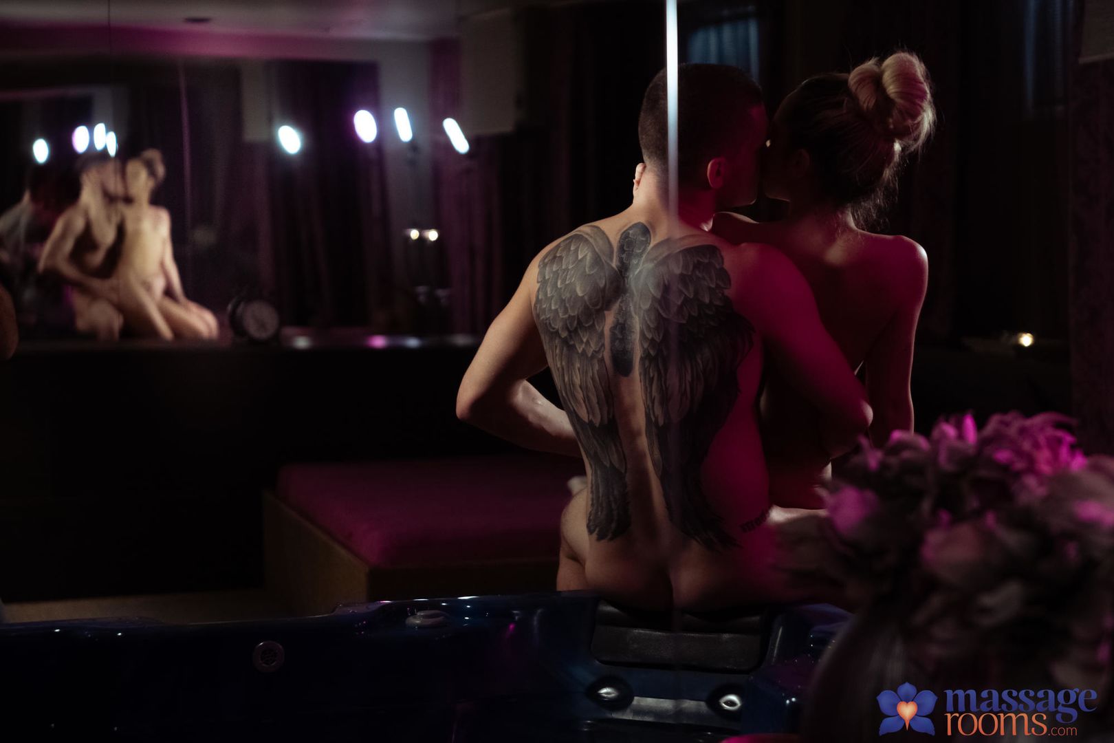 Blondes hot tub massage seduction