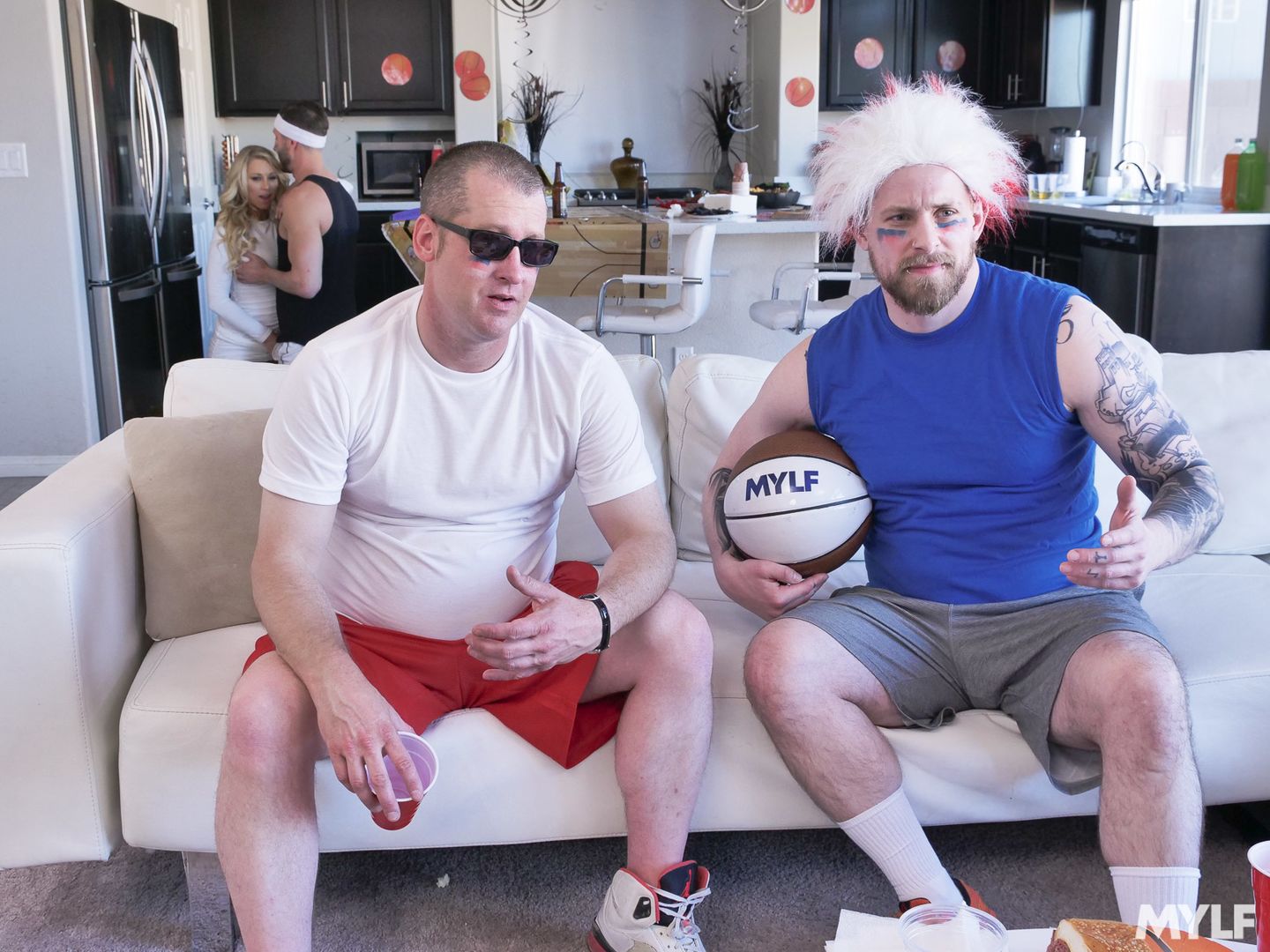 Scoring A Sporty MILF