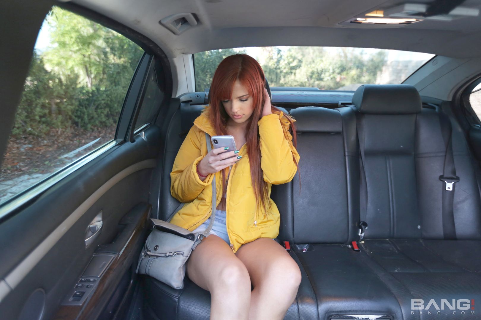 Scarlett Mae Fucks Her Rideshare Driver And Its Caught On A Hidden Camera