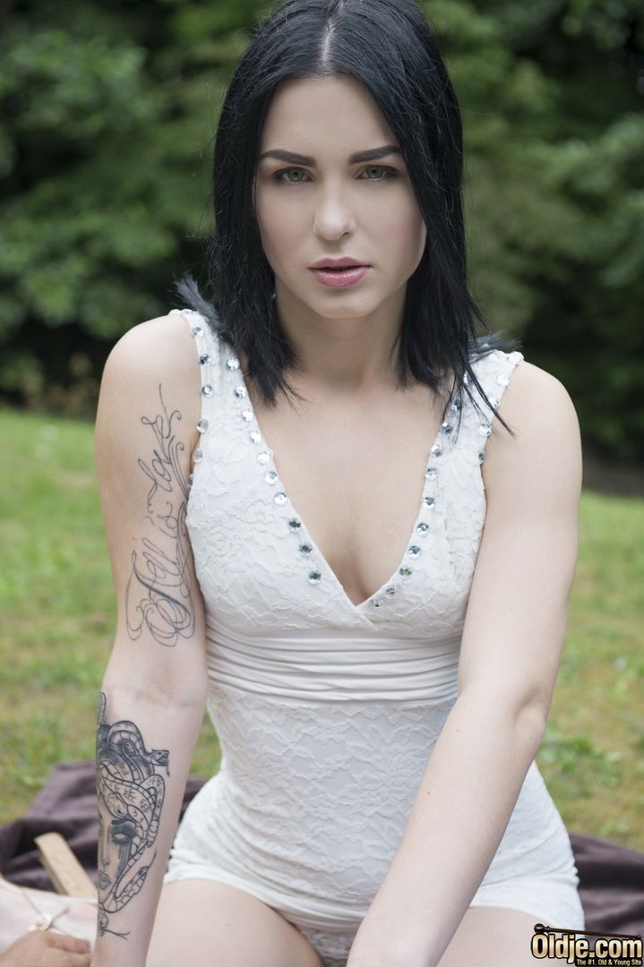 Fresh Air, Fresh Pussy