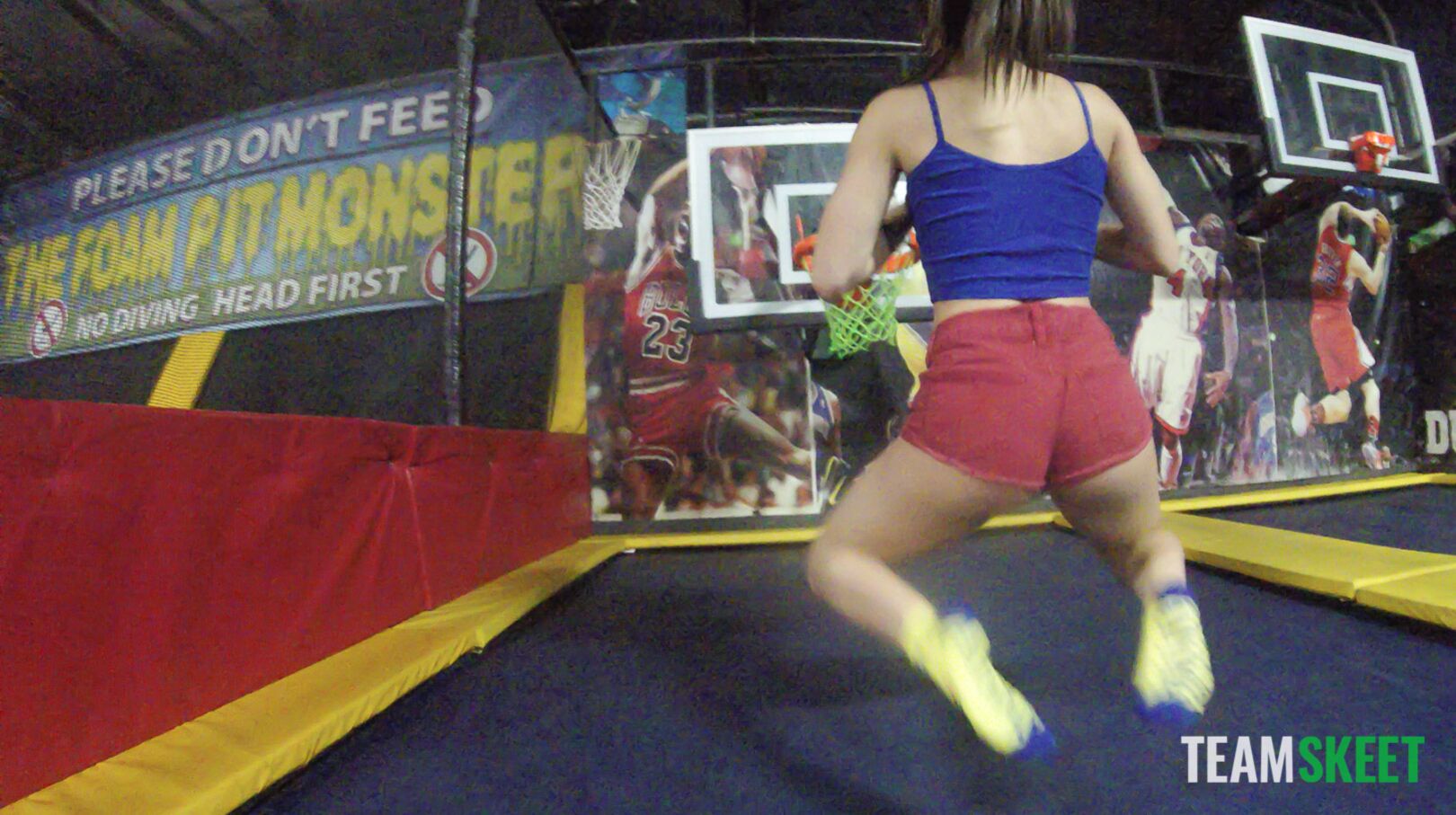 Booty Bouncing Everywhere