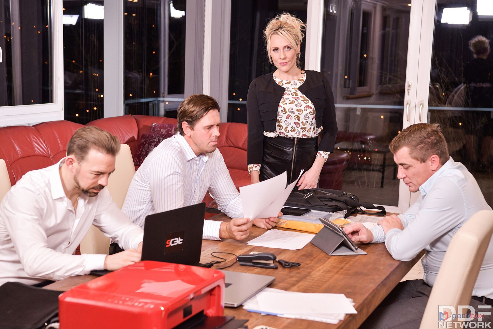 Gangbang Meeting for Executive Office Slut Brittany Bardot GP1665