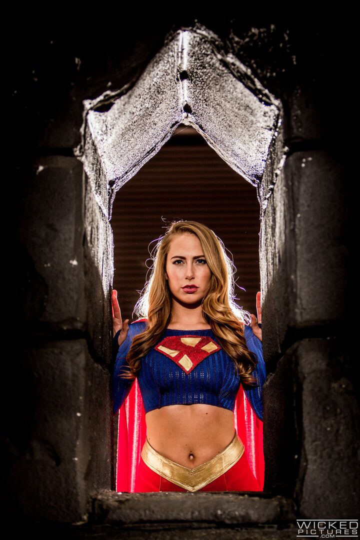 Supergirl XXX - An Axel Braun Parody