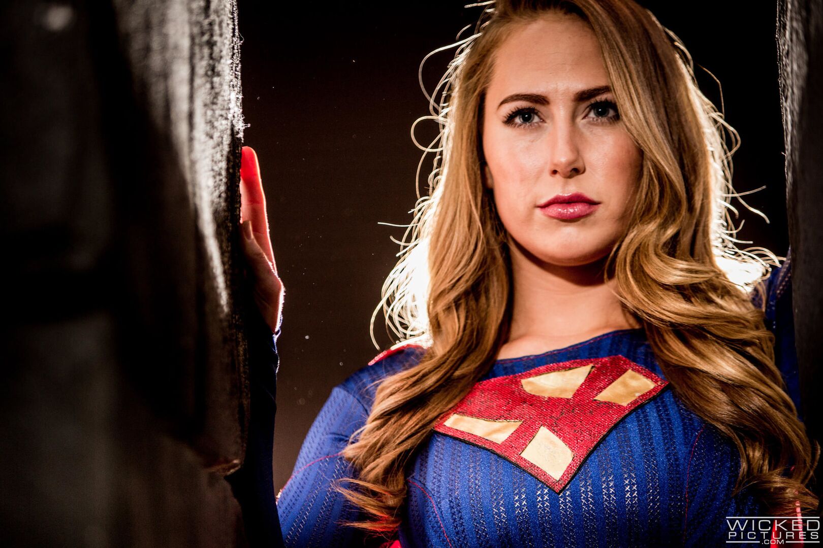 Supergirl XXX - An Axel Braun Parody
