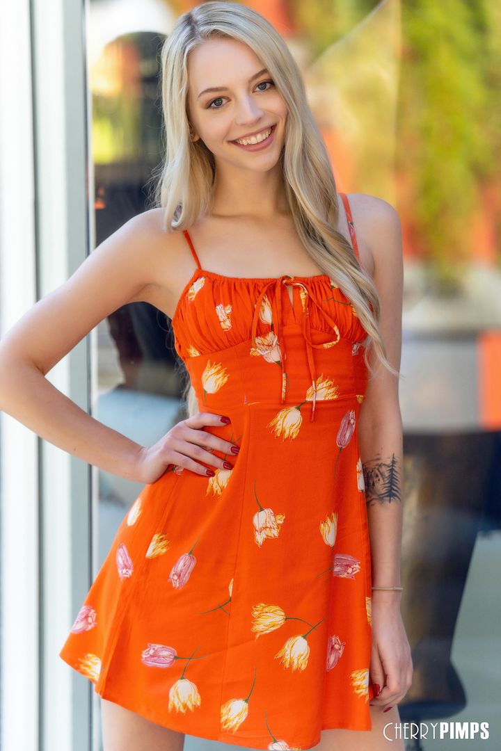 Fresh Hottie Lily Larimar Shows Us How Much She Loves Sex