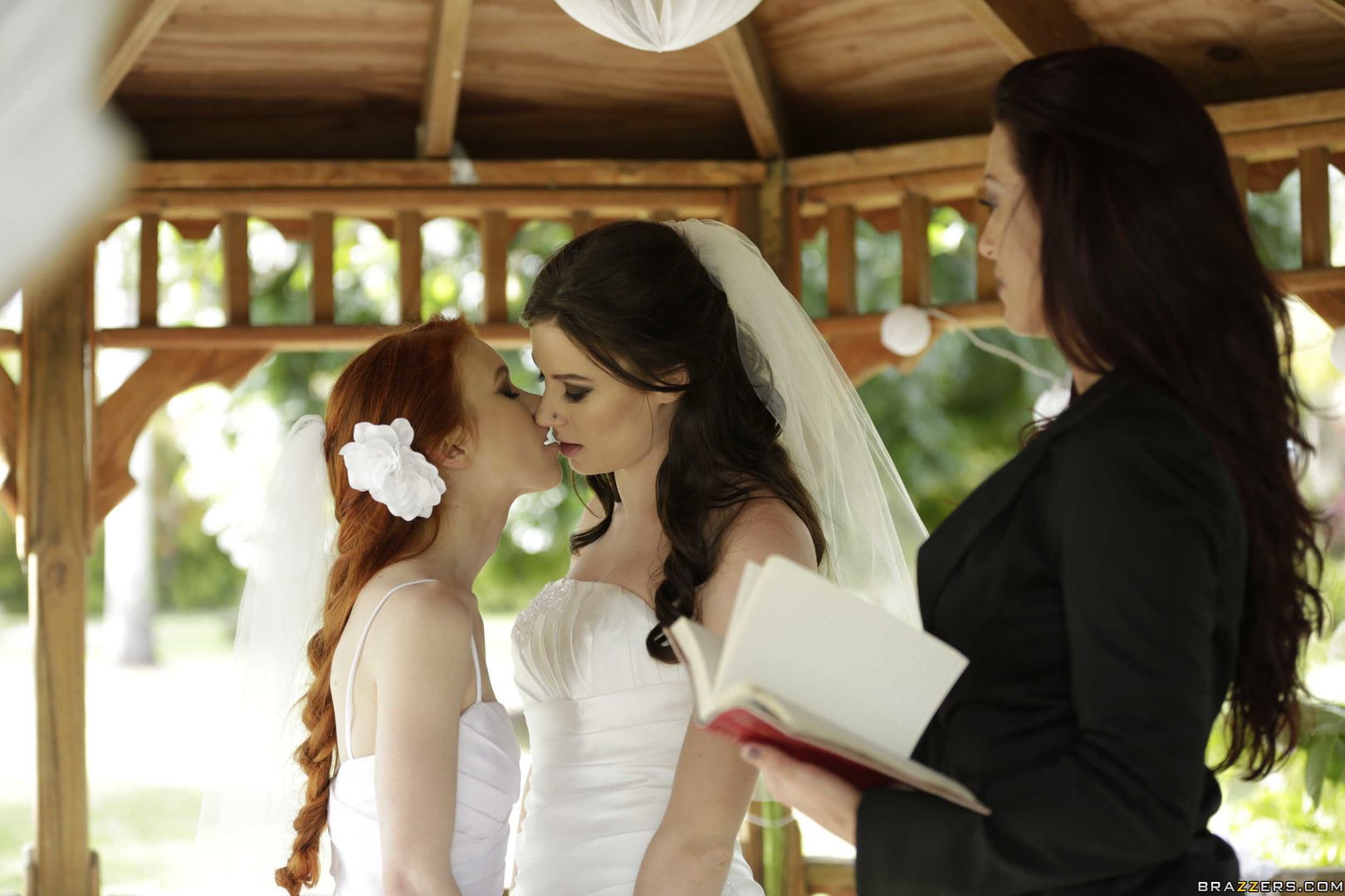 It's A Nice Day For A White Lez Wedding