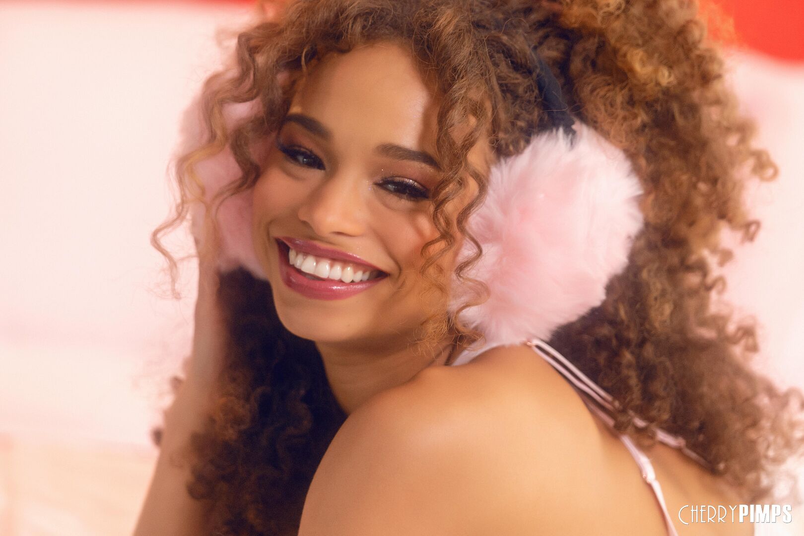 Cecilia Gets Herself All Sloppy With Her Spit